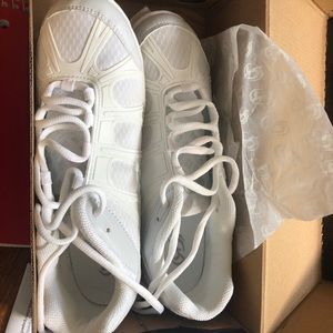 BRAND NEW CHEER SHOES